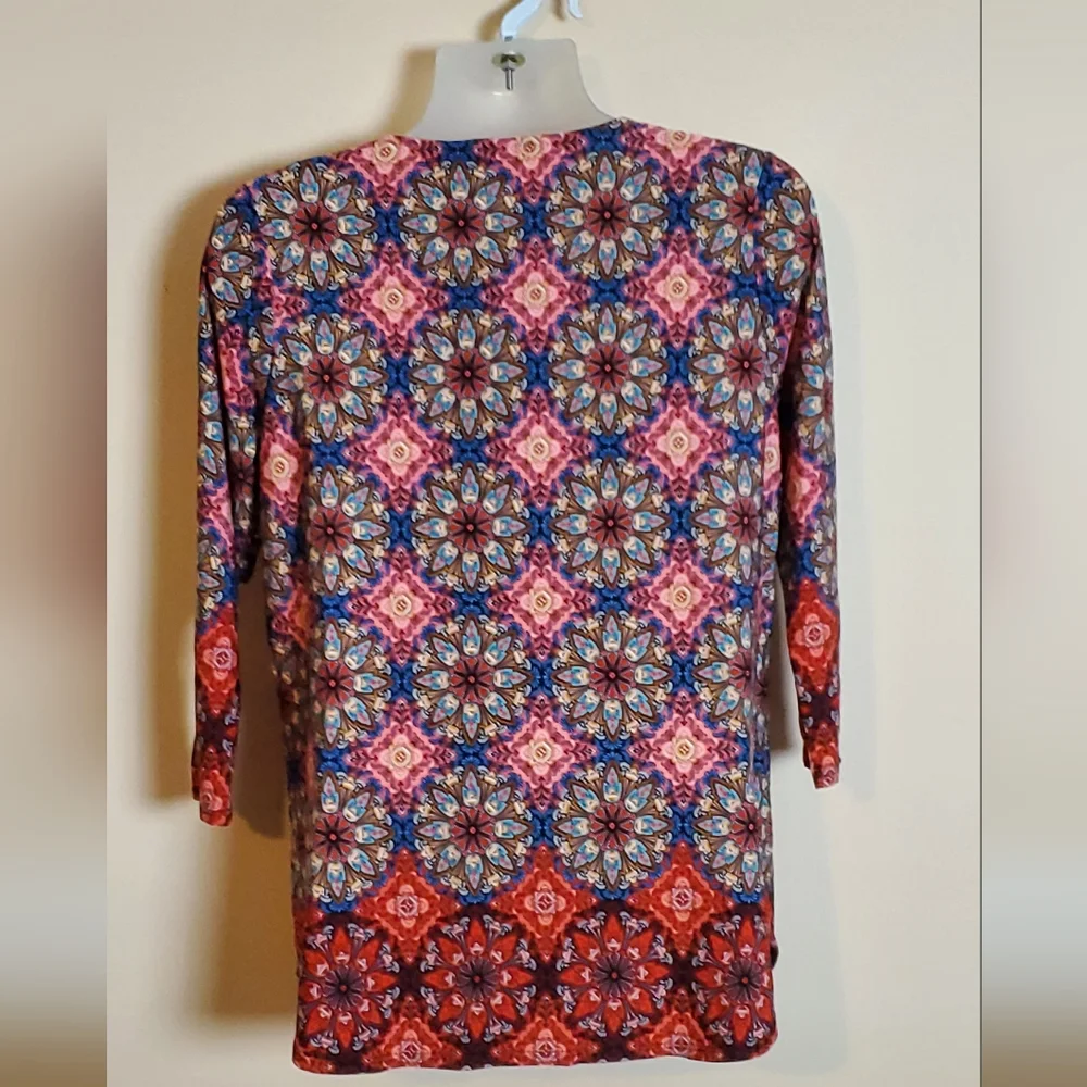 Colorful Tunic by Dressbarn Like New 1X - Picture 3 of 7